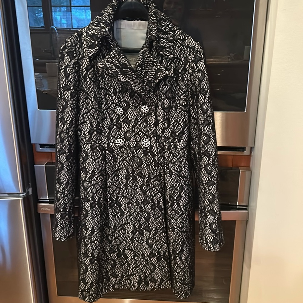 Black & ivory lace-Beth Bowley (Anthropologie) double breasted coat sz 6-